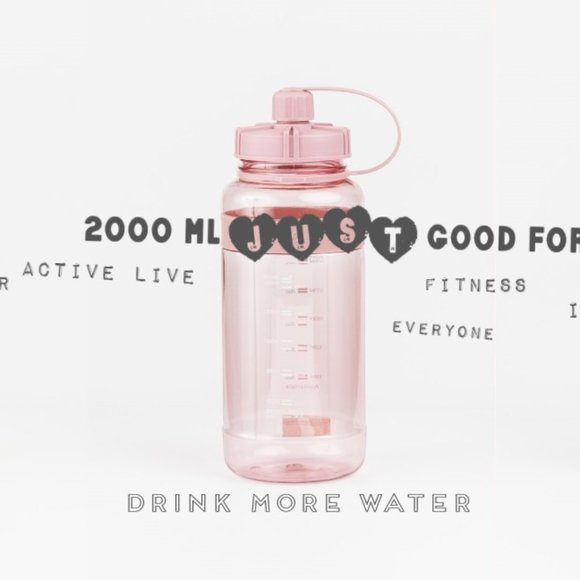 💦 2000ML / Half Gallon Large Water Bottle with Straw & Strap – Stay Hydrated - Picture 1 of 6
